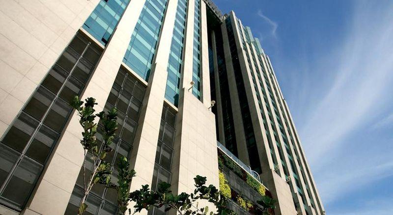 Gtower Hotel Куала Лумпур Екстериор снимка The building's facade
